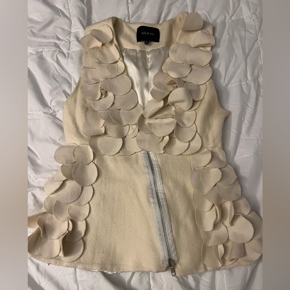 Off-white vest from Ark & Co